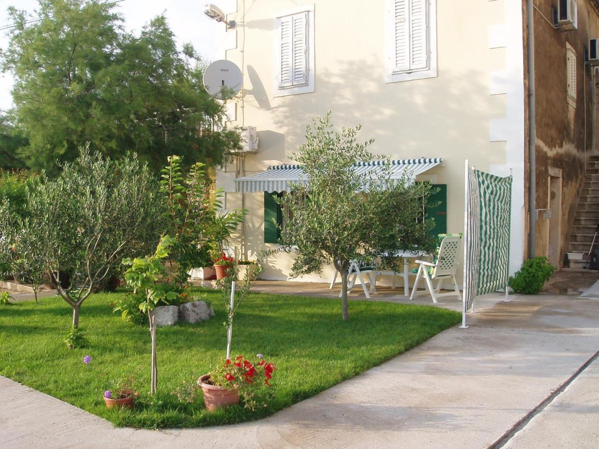 Apartments By The Sea Blace, Neretva Delta - Usce Neretve - 16068 Buitenkant foto