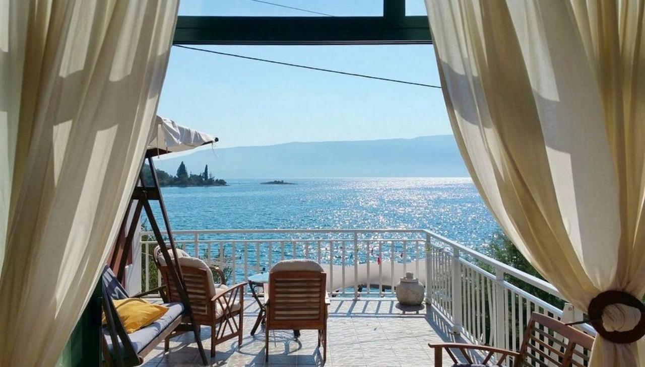 Apartments By The Sea Blace, Neretva Delta - Usce Neretve - 16068 Buitenkant foto